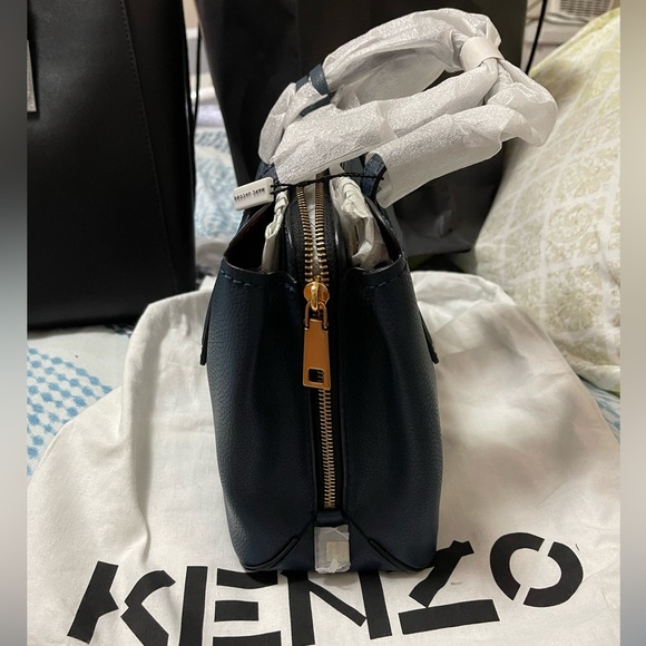 Marc Jacobs The Editor 29 Leather Crossbody Bag - Picture 4 of 5